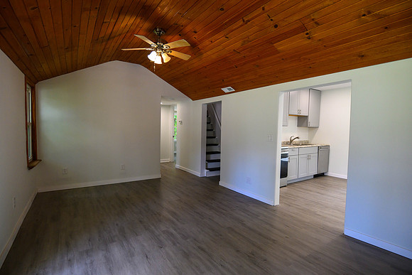3163 Lindale - Mt. Holly -4203