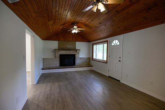 3163 Lindale - Mt. Holly -4206