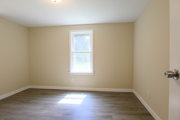 3163 Lindale - Mt. Holly -4225
