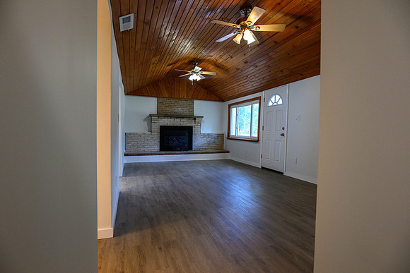 3163 Lindale - Mt. Holly -4237