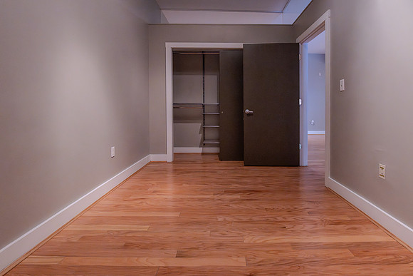 1150 Vine St--3