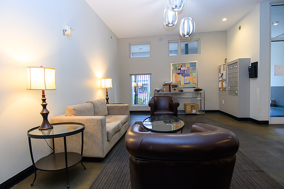 1150 Vine St-7226